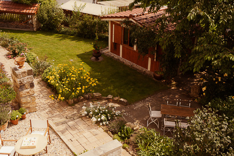Charly Schötz Werbefotograf Landhaus Porschdorf Sächsische Schweiz Garten