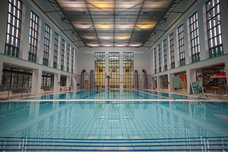 Charly Schötz Werbefotograf Dresden Schwimmbad Berlin