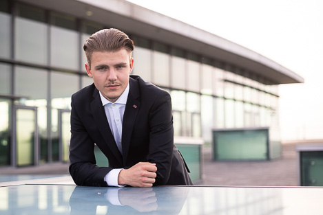 charly schoetz Businessbild 2